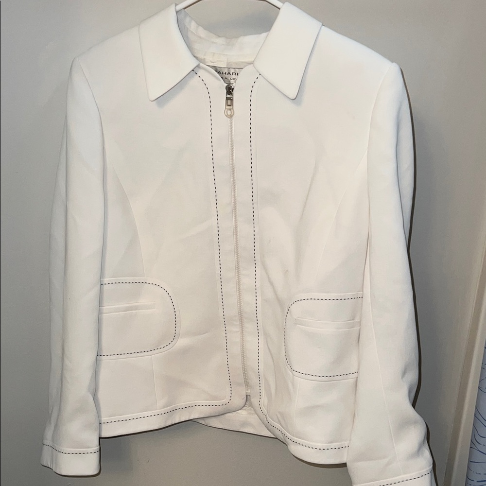 Tahari White Women's Blazer with Stitch Detail